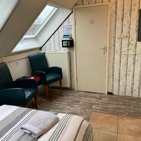 De Sluiswachter Frühstückspension *