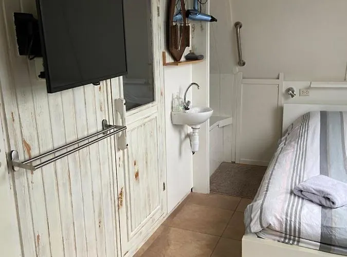 De Sluiswachter فندق مبيت وإفطار